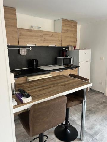 לה לבאנדו Cavaliere Studio 2 Pers Terrasse מראה חיצוני תמונה